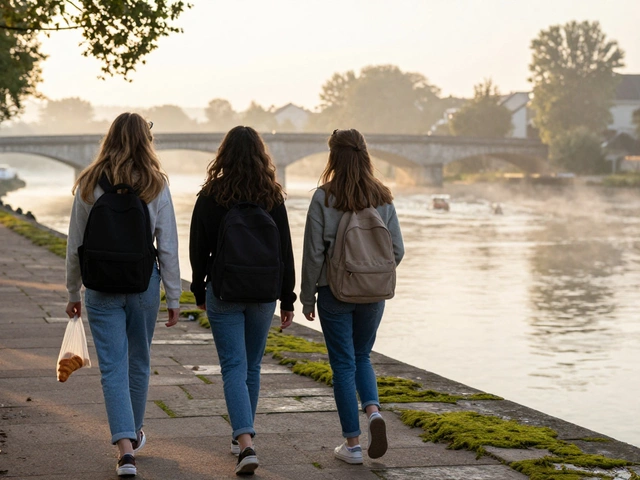 The Girls Of The Gorge Of Nantes Benefit From An Unclassifiable Conformity